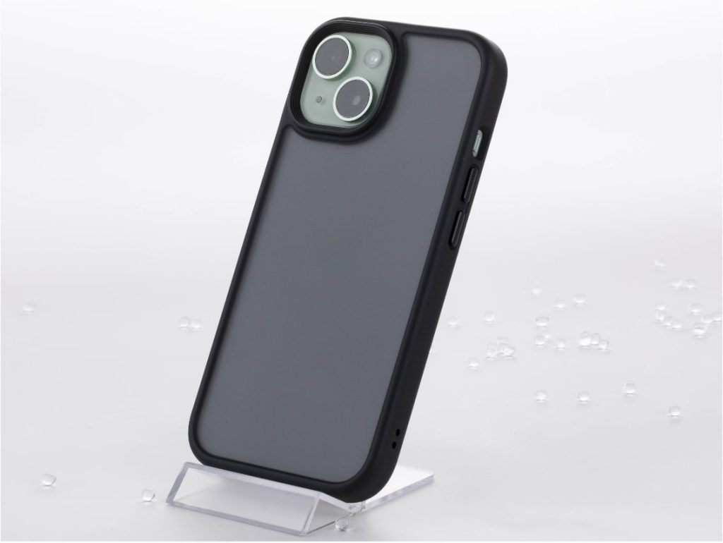 NIMASOiPhone15ケース黒羽の実物装着効果画像magsafeなし